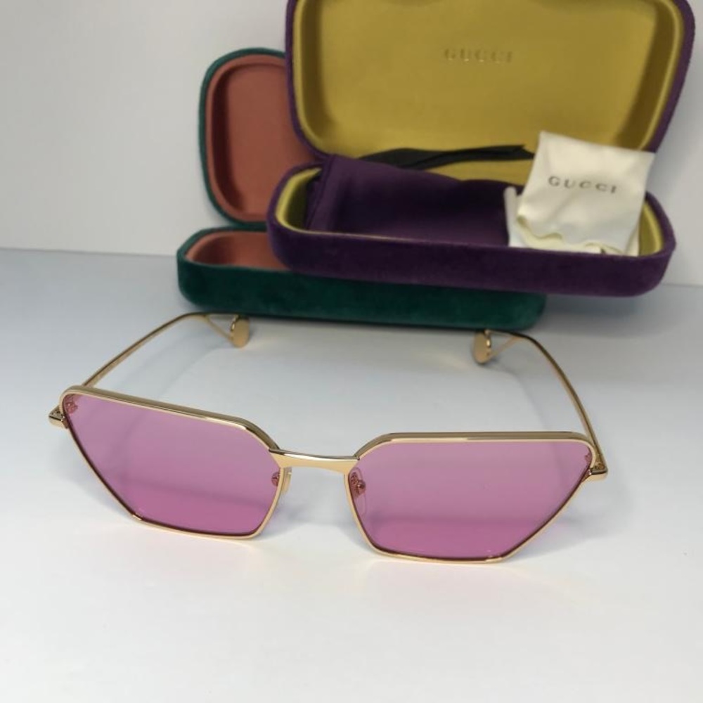 New 💯Authentic- GUCCI Pink Geometric Ladies Sunglasses
GG0538S 005 63 - Picture 3 of 17